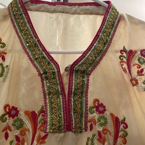 Indian/pakistani 2pc embroidered dress - Picture 7 of 17